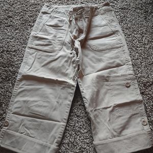 Eddie Bauer Capri pants